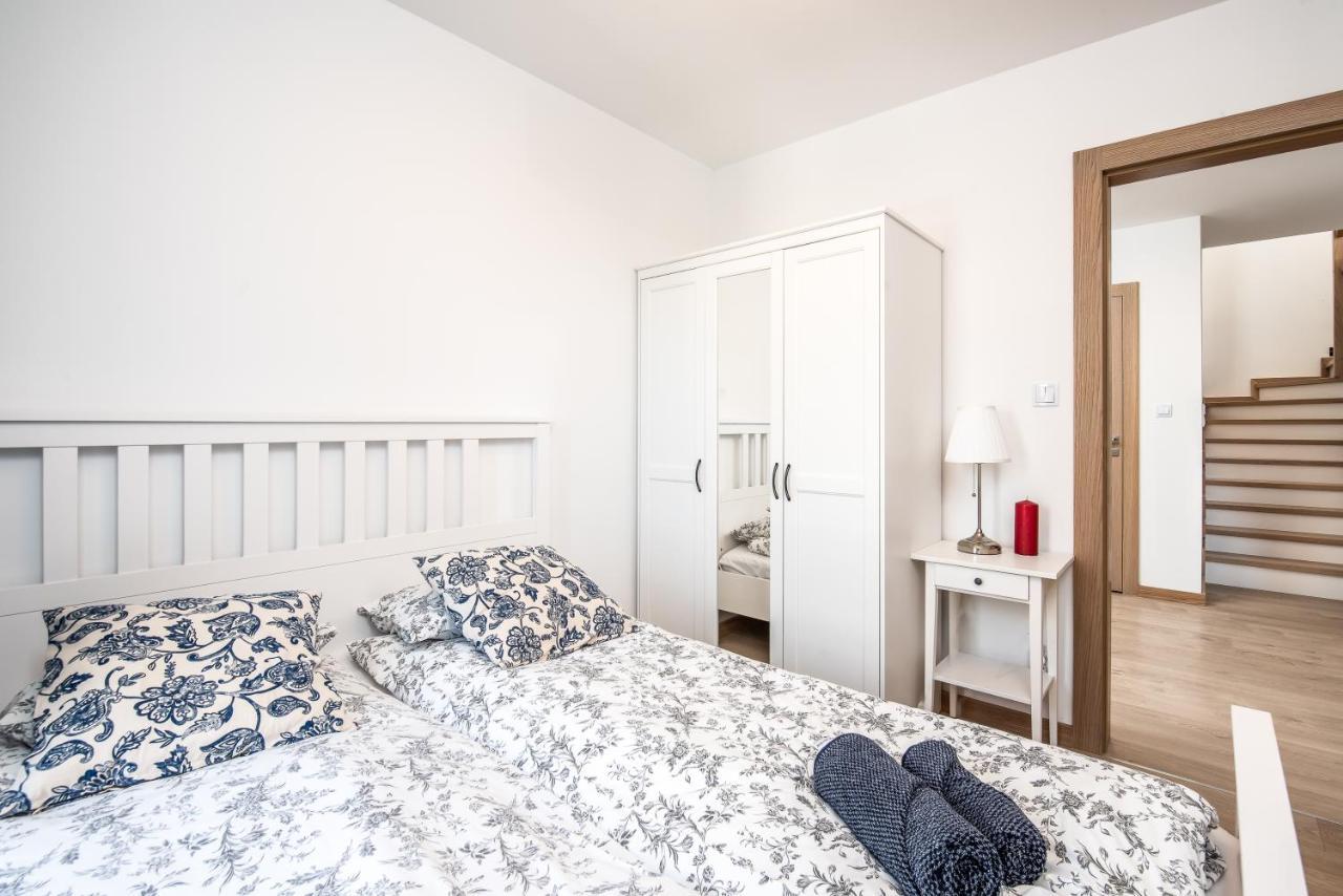 Apartament Marino Apartment อุสตรอเนียมอร์สเกีย ภายนอก รูปภาพ