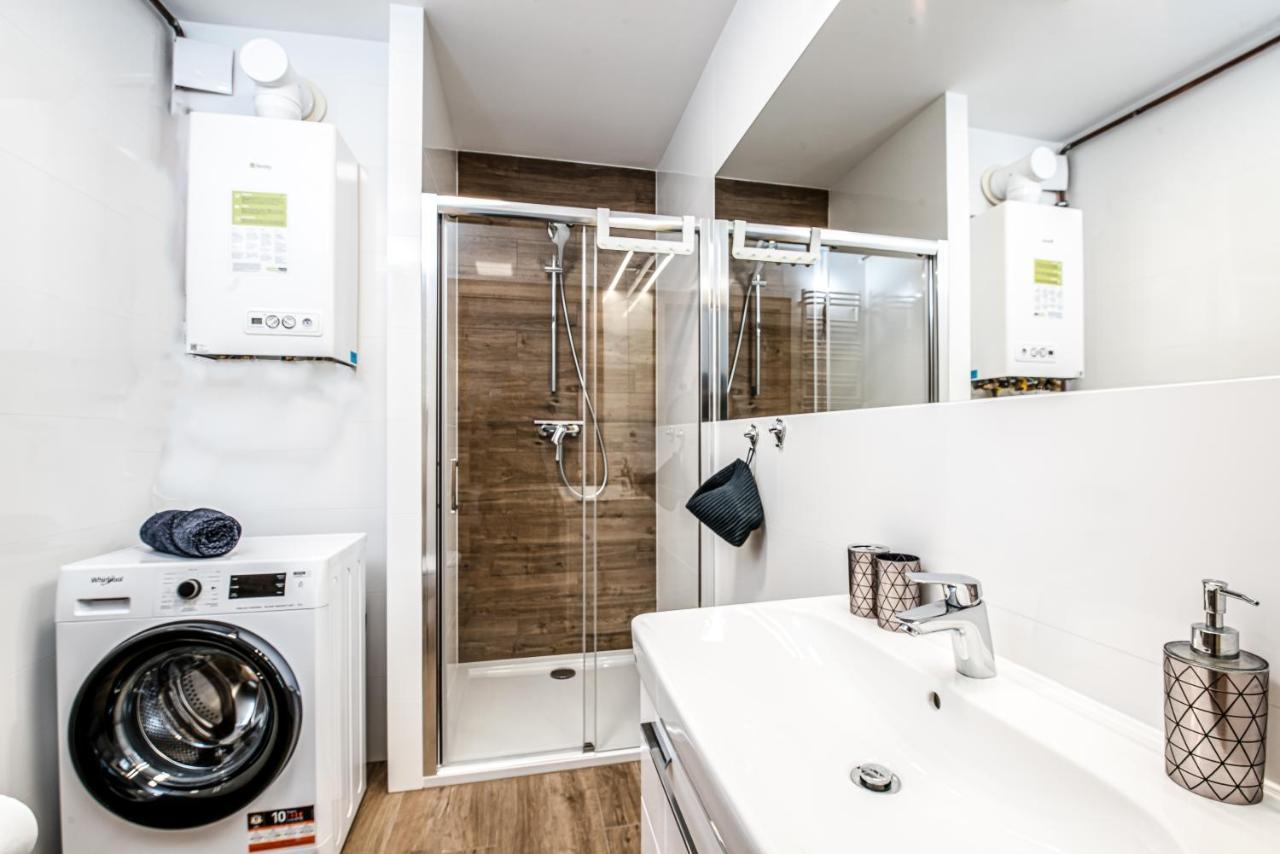 Apartament Marino Apartment อุสตรอเนียมอร์สเกีย ภายนอก รูปภาพ